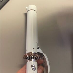 T3 White and Silver Curling Iron